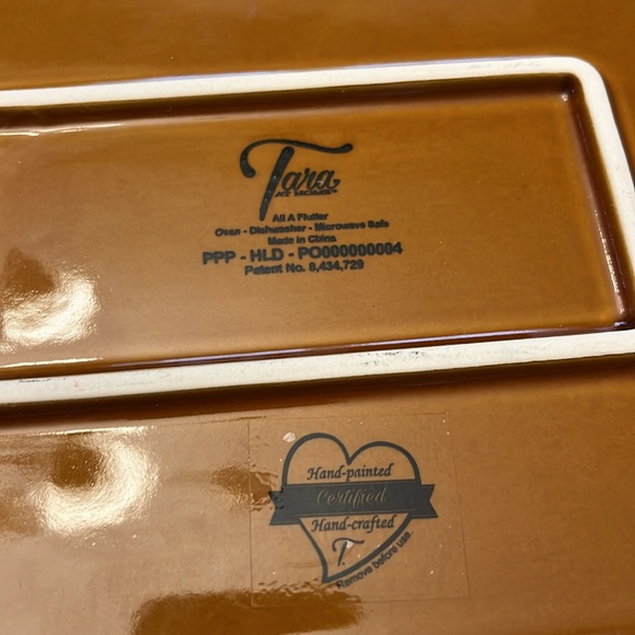 OMG Becky…look at the size of those mugs! - Picture 3 of 6